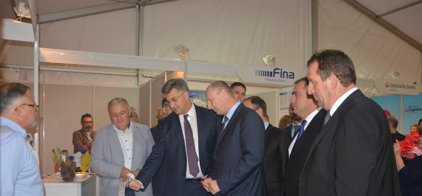 Predsjednik Vlade Andrej Plenković: 52. Festival kajkavskih popevki važan je dio tradicije Hrvatske